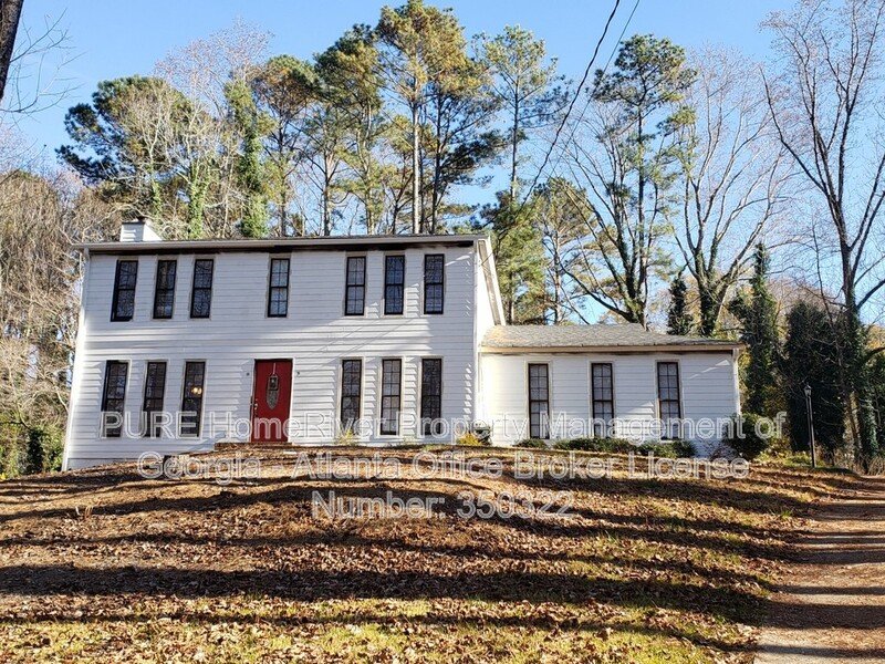 3 Bedroom Rental – 3652 Stoney View Dr, Marietta, GA, 30062-4145