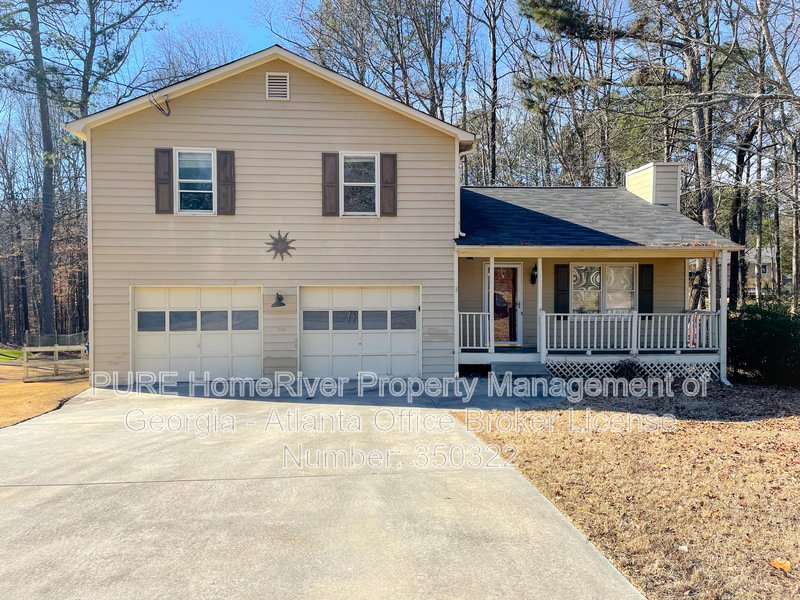 3 Bedroom Rental – 2280 Castle Royale Dr, Lawrenceville, GA, 30043-2853