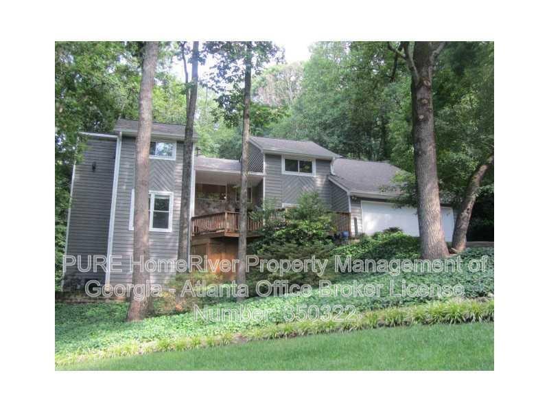 4 Bedroom Rental – 9160 Martin Rd, Roswell, GA, 30076-3226